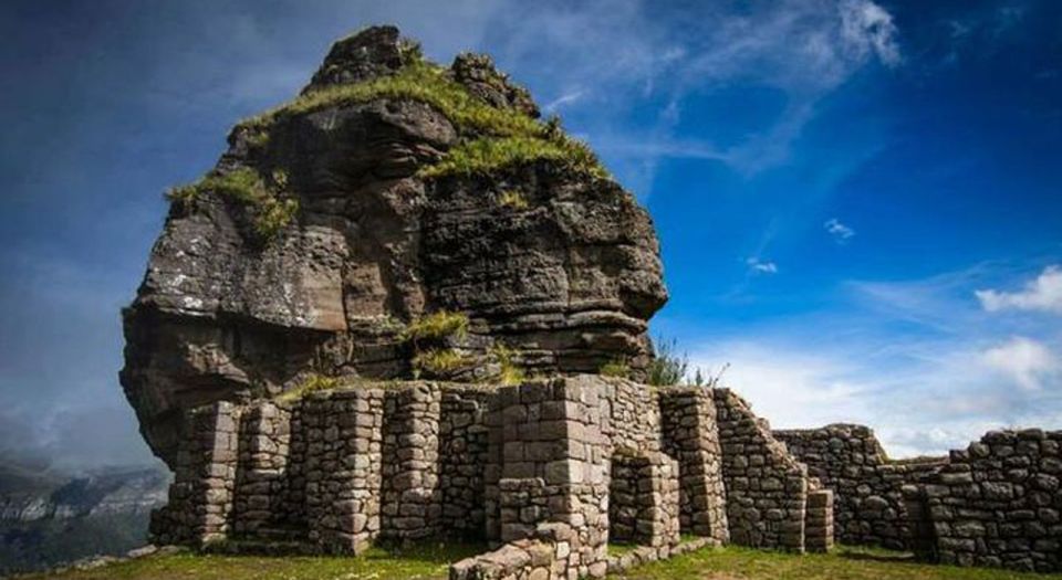 From Cusco Waqrapukara, the Horn-Shaped Inca Fortress - Inclusions