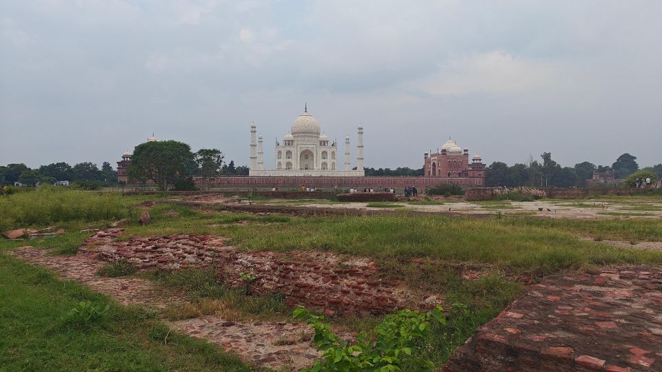 From Delhi: Taj Mahal Day Trip With Agra City - Itinerary