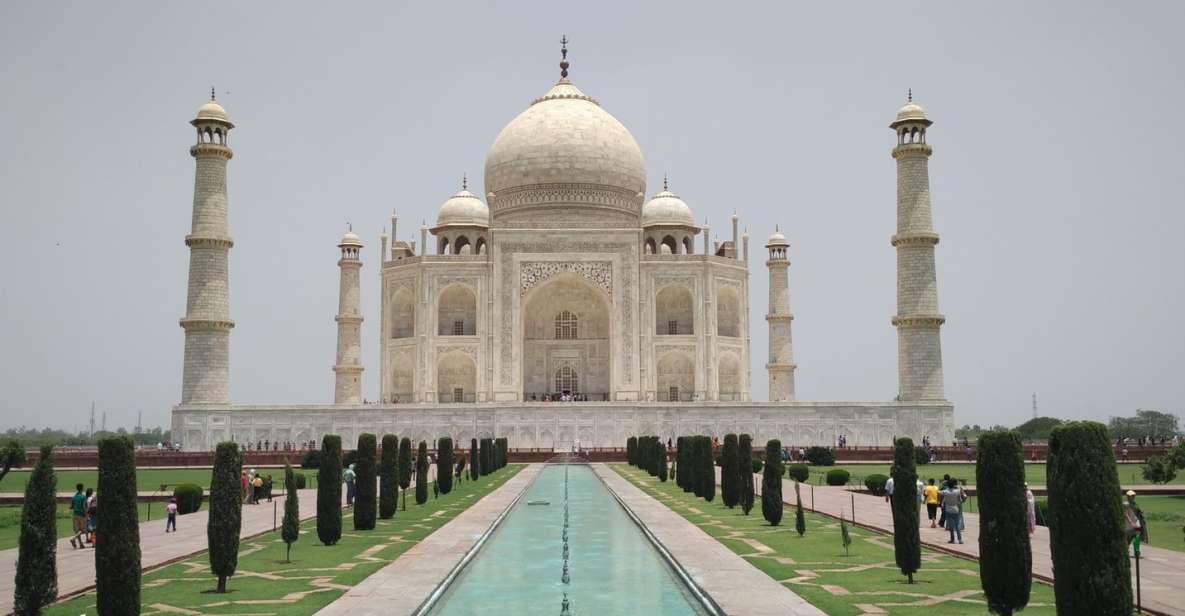 From Delhi to Delhi : Taj Mahal and Agra Fort Tour by Car - Tour Experience