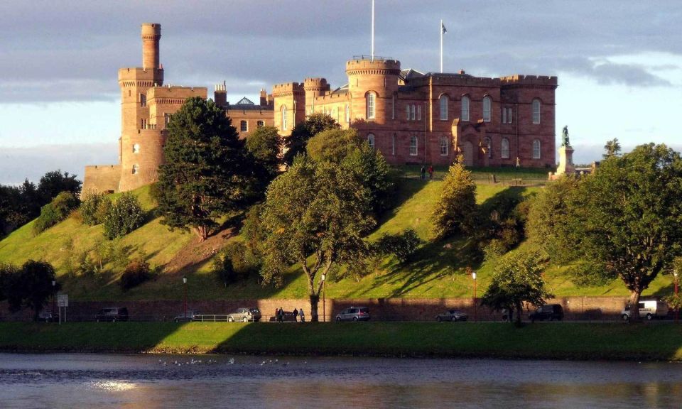 From Edinburgh: Loch Ness & Inverness Tour in Spanish - Booking Information and Pricing