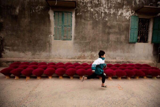 From Hanoi: Quang Phu Cau Incense Village Photo Walking Tour - Common questions