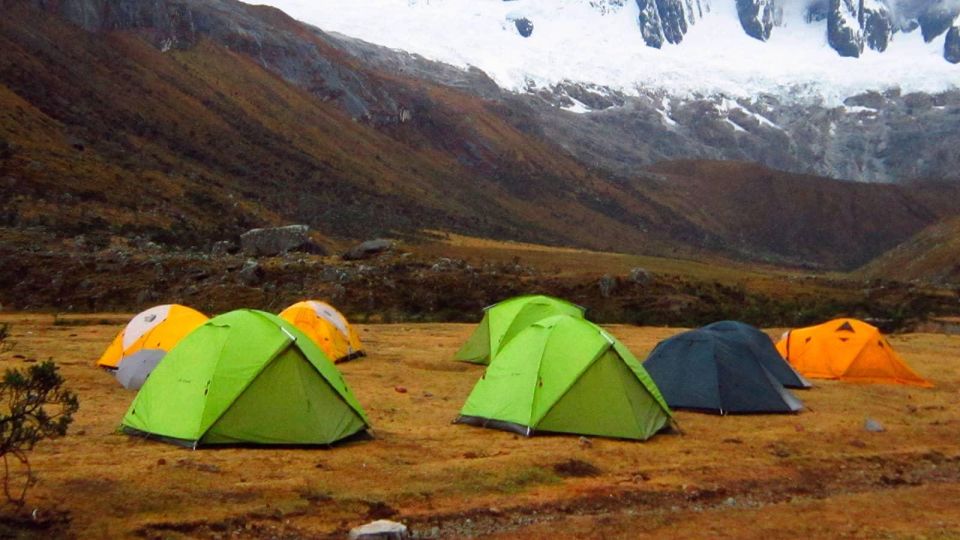 From Huaraz Trekking Santa Cruz-Llanganuco 4Days /3 Night - Day 1 Itinerary