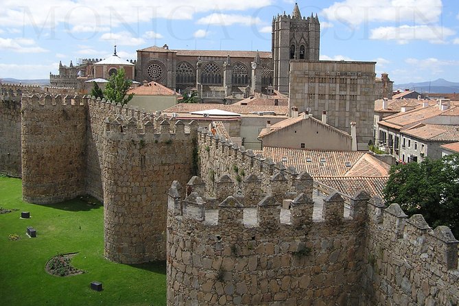 From Madrid : Full-Day Avila and Segovia ComBo Tour (with Transportation) - Booking Information and Options