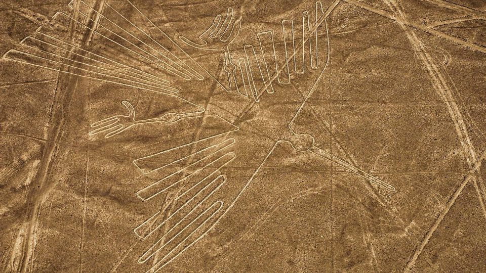 From Nazca: Flight in a Light Aircraft Over the Nazca Lines - Inclusions