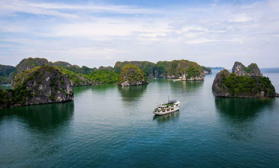 From Ninh Binh: Lan Ha Bay Overnight Cruise Small Group - Review Summary