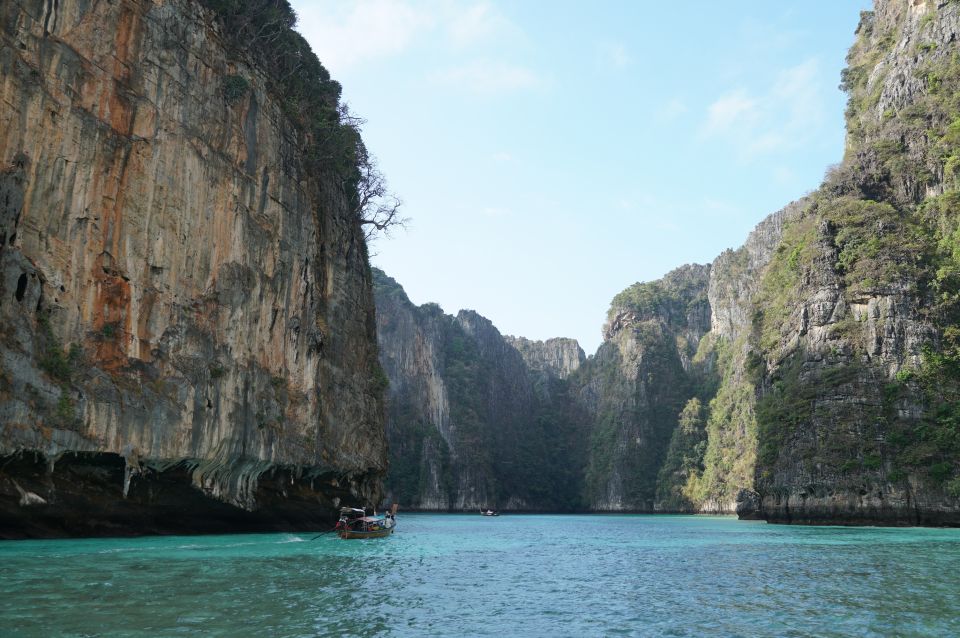 From Phuket: Phi Phi Islands Speedboat Trip & Lunch - Highlights