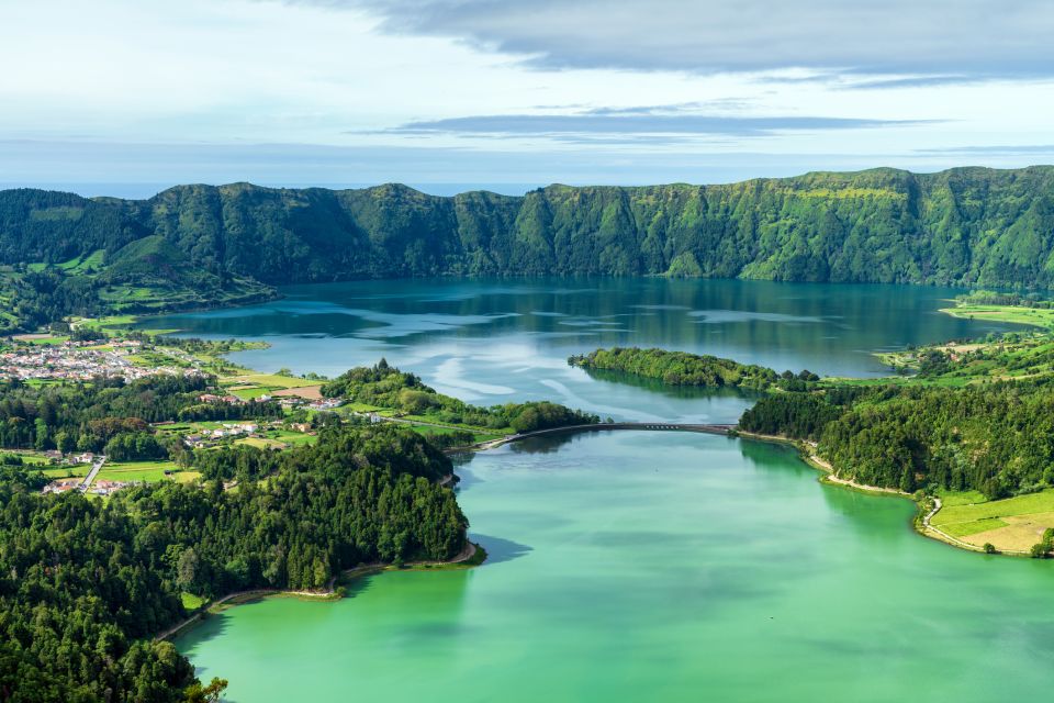 From Ponta Delgada: Vista Do Rei to Sete Cidades Guided Trek - Highlights