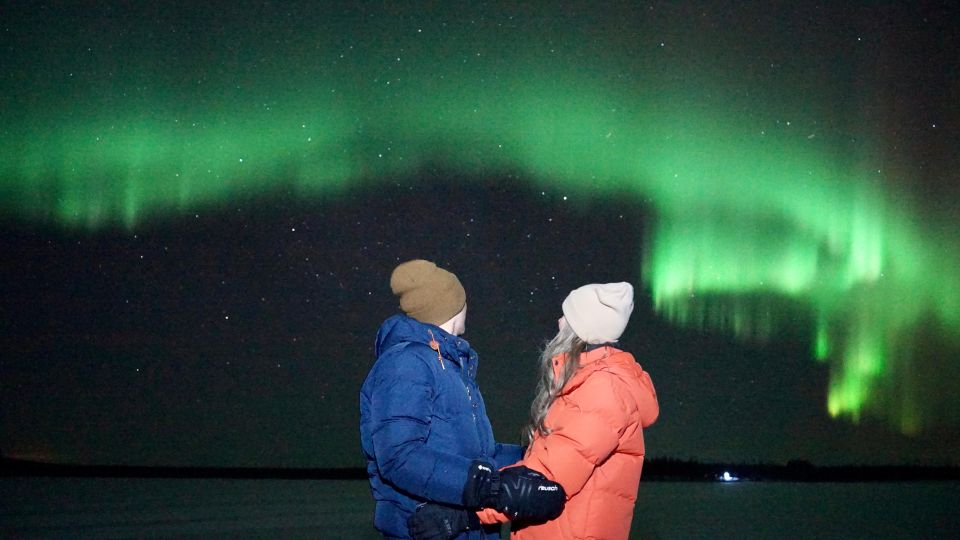 From Rovaniemi: Northern Lights Van Tour With Photos - Tour Features