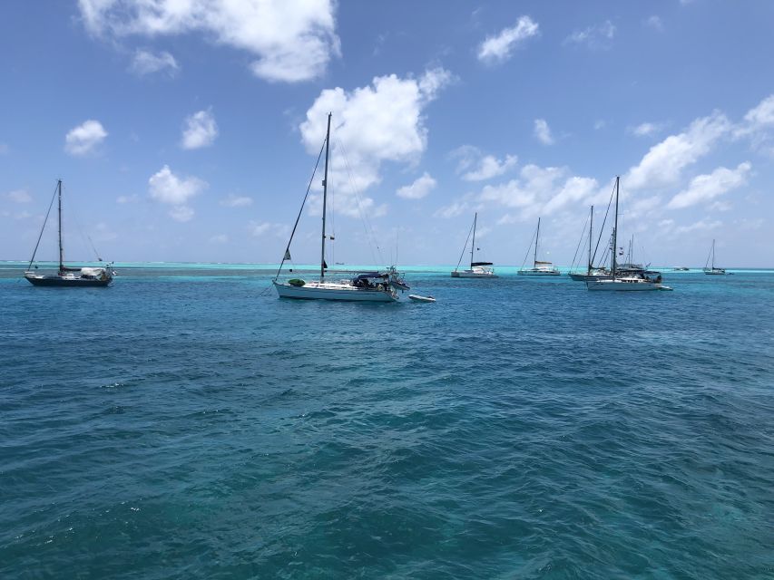 From San Andrés: Speedboat Tour to Johnny Cay Island - Location Details