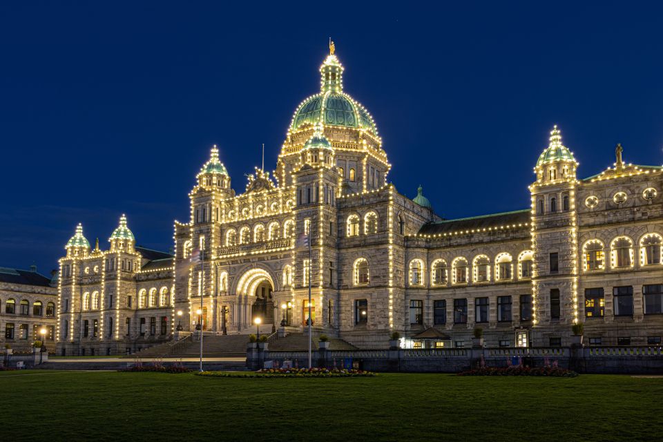 From Seattle: Ferry Day Trip From Seattle to Victoria RT - Itinerary Highlights