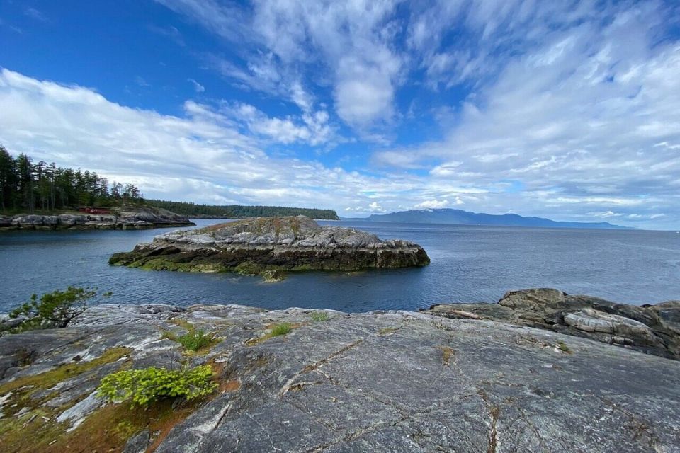 From Sechelt or Langdale: Sunshine Coast Tour and Hike - Tour Description