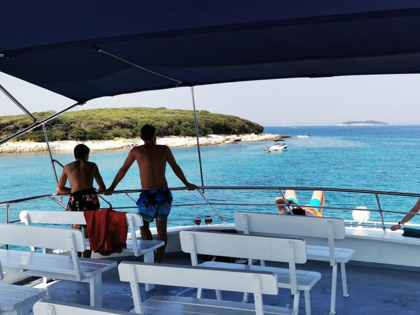 From Split: Blue Lagoon and Islands Boat Tour With Lunch - Customer Reviews