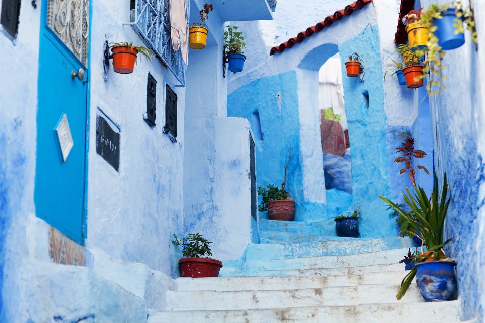 From Tangier: 9-Day Desert Trip to Marrakech via Chefchaouen - Language Options and Accessibility