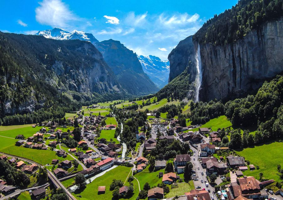 From Zurich: Waterfalls Valley & Aareschlucht Gorge Day Tour - Experience Highlights