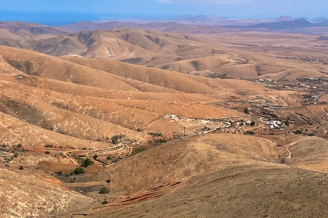 Fuerteventura: PRIVATE ISLAND Sightseeing Grand Tour. 8 Pax.R.30 - Pricing Details