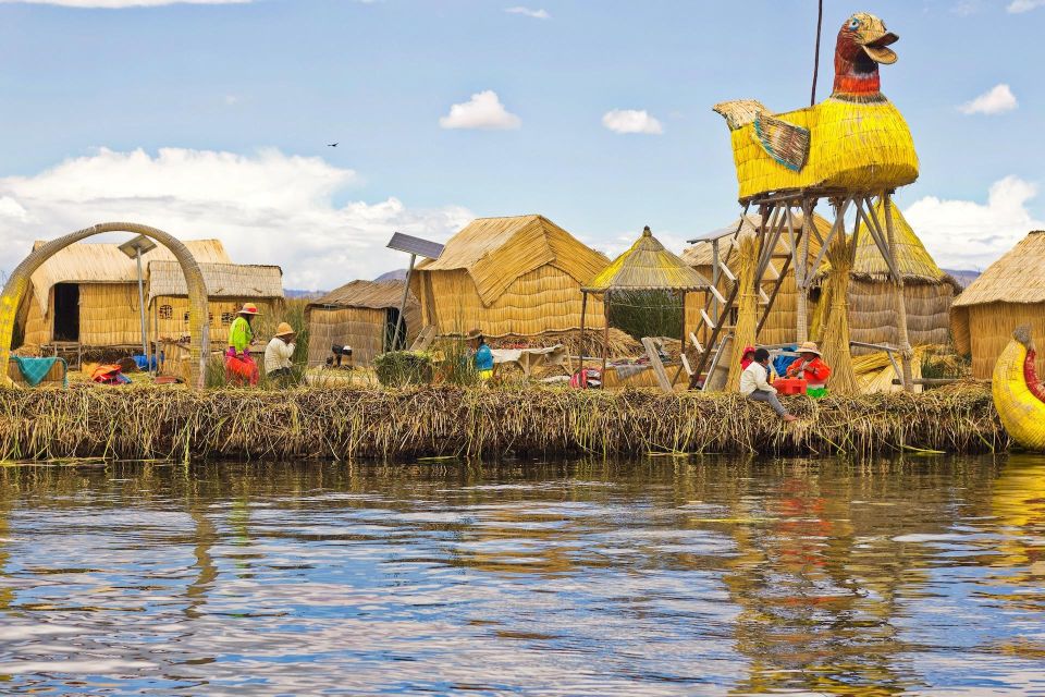 Full Day Lake Titicaca Tour From Puno With Lunch Included - Itinerary