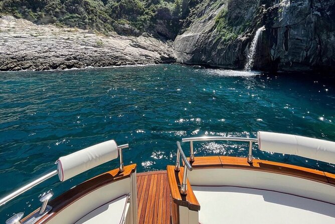 Full-Day Private Capri Boat Tour From Positano - Inclusions and Exclusions