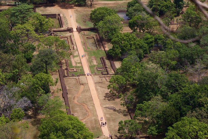 Full Day Private Excursion to Sigiriya, Cave and Pidurangala From Colombo - Customer Reviews