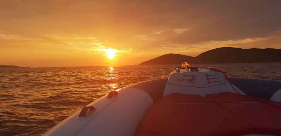 Full-Day Private Speed Boat Tour to Hvar & Brač - Tour Description