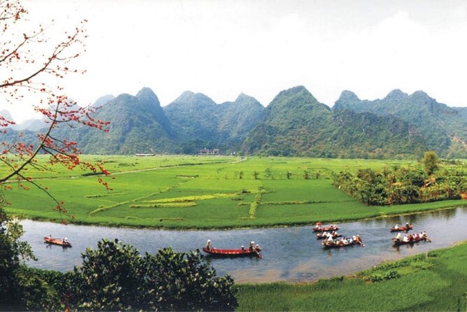 Full Day Tour to Perfume Pagoda With Traditional Boat Ride - Dining Experience