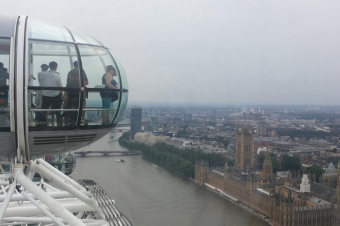 Full Day Traditional Private London Tour by Walking & Public Transportation - Traditional London Landmarks