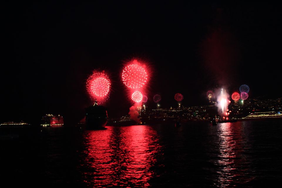 Funchal: New Year's Eve Fireworks by Catamaran - Booking Information