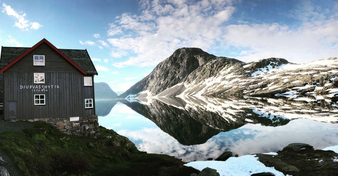 Geiranger: Dalsnibba, Flydalsjuvet, Eagle Bend & Fjords Tour - Live Commentary and Landscapes