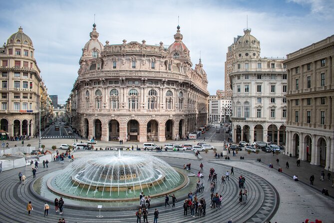 Genoa : Private Custom Walking Tour With A Local Guide - Meeting and Pickup Information