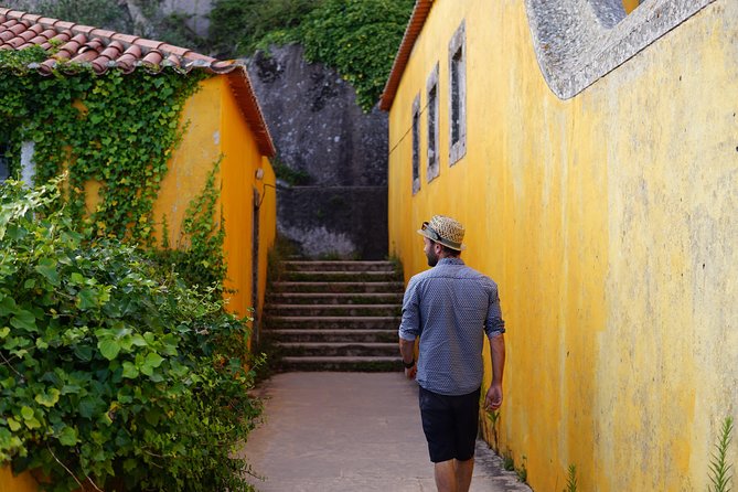 Get Lost in Sintra With a Local / From Lisbon - Meeting and Pickup Details