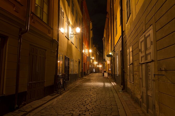 Ghosts of Stockholm: A Guided Tour of Horror and Dark Folklore - Ghostly Encounters