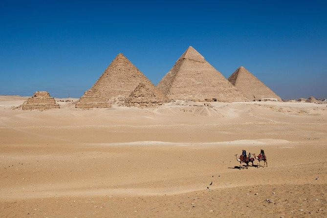 Giza Pyramids, Sphinx and Egyptian Museum Tour - Common questions