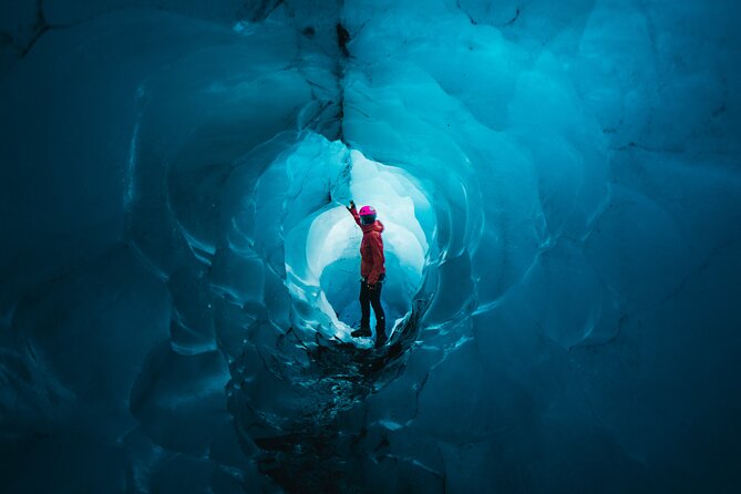 Glacier Adventure at Sólheimajökull Private Tour - Meeting and Pickup