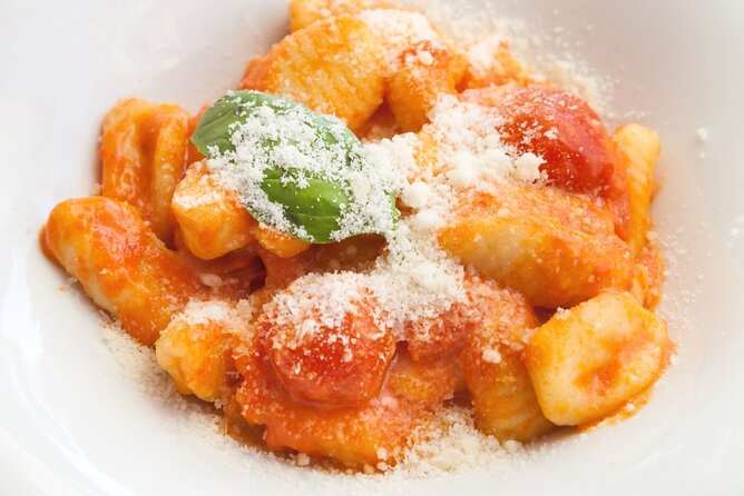 Gnocchi-making Pasta Cooking Class in Rome, Piazza Navona - Location and Timing Details