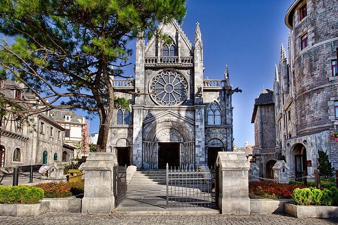 Golden Bridge & Ba Na Hills 1 Day Including Buffets Lunch & 2 Ways Cable Car - Weather Implications and Tour Experience