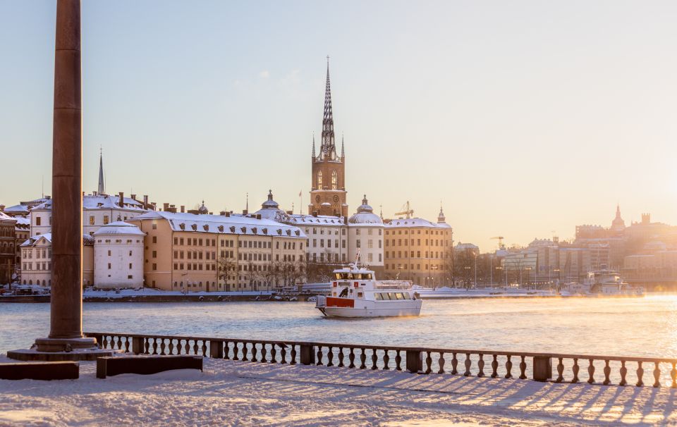 Golden Hour Photo Walk in the Heart of Stockholm - Logistics Information