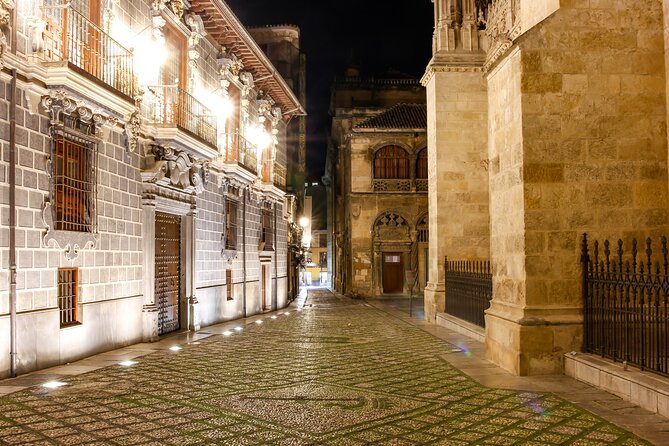 Granada Nighttime Ghost Walking Tour - Haunted Houses and Stories