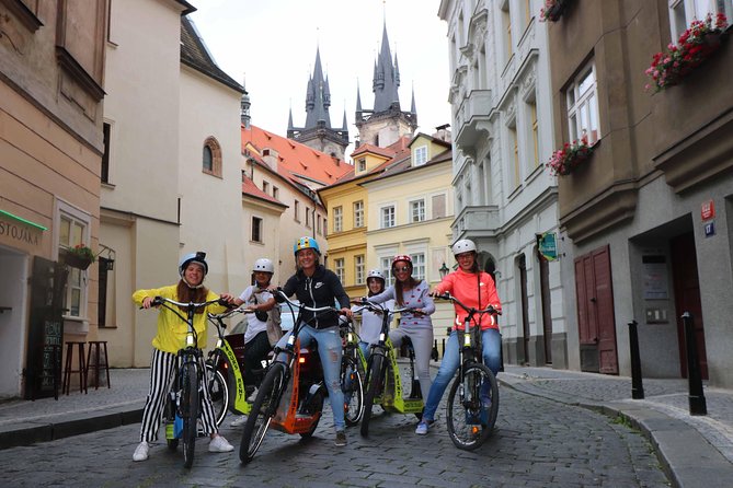 Grandiose Half-Day Guided Tour of Prague on Segway and Escooter - Meeting and Pickup Information