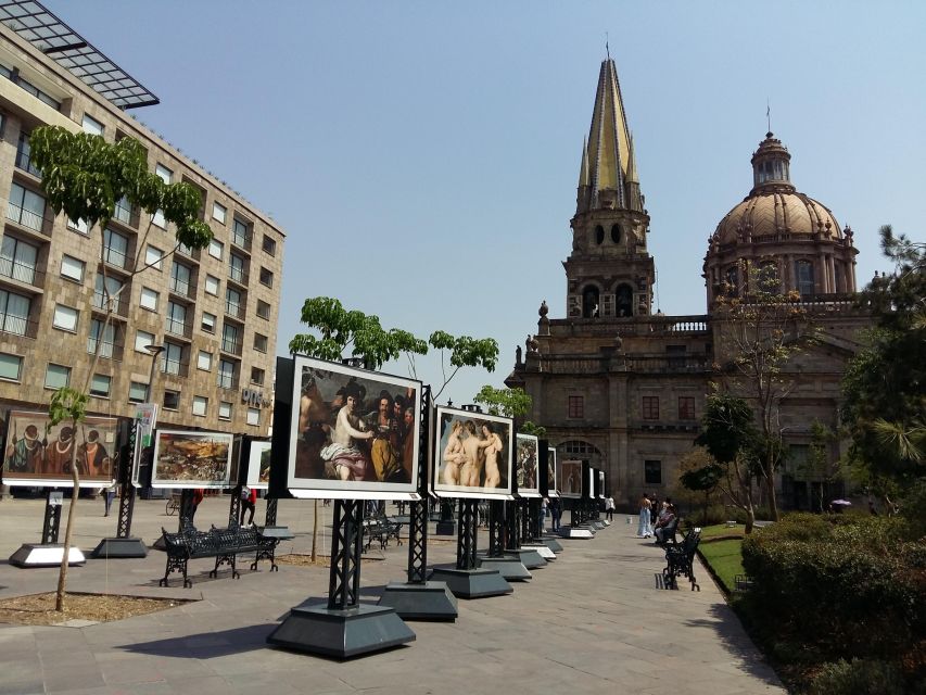 Guadalajara: Culture, Architecture, and Market Walking Tour - Booking Information