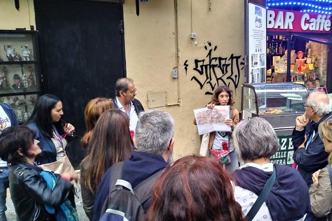 Guide Tour in Naples Downtown With an Art Expert - Local Art Discoveries