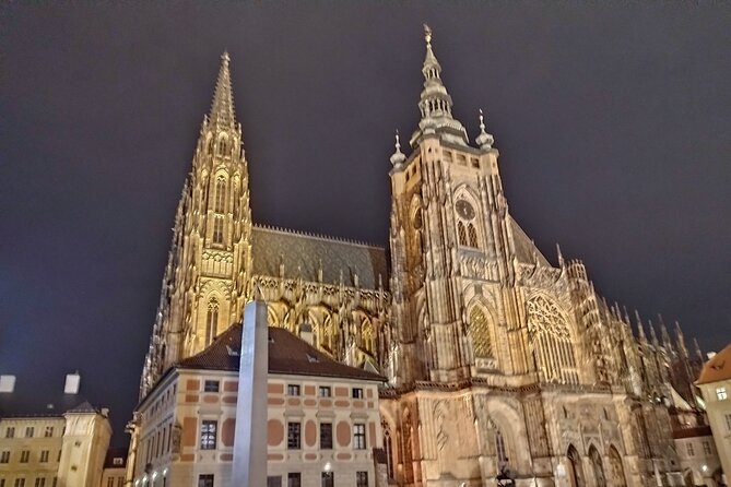 Guided Castle and Old Town Walking Tour in Prague (Tip-based) - Ending Point Information