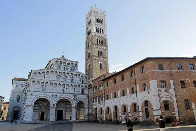Guided Tour of Lucca by E-Bike or City Bike - Guide Recommendations and Feedback