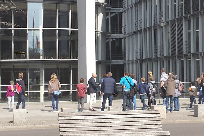 Guided Tour of the Government District to the Reichstag - Booking Information and Requirements