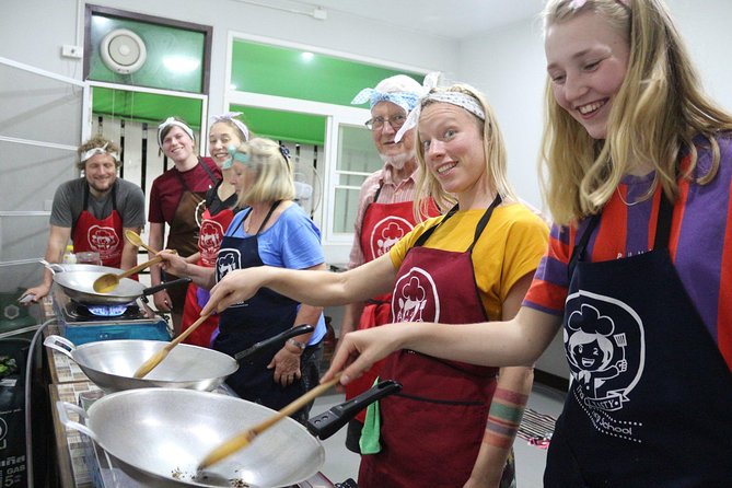 Half Day Morning Cooking Class With Yummy Tasty Thai Cooking School - Cooking Techniques Taught