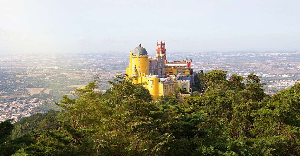 Half Day Shared Tour to Sintra With Licensed Guide - Inclusions and Amenities