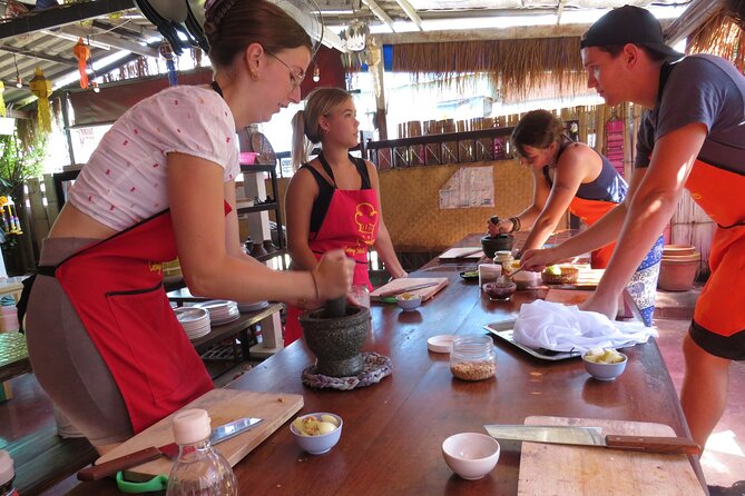 Half-Day Thai Cooking Class and Market Tour From Chiang Mai - Booking Logistics