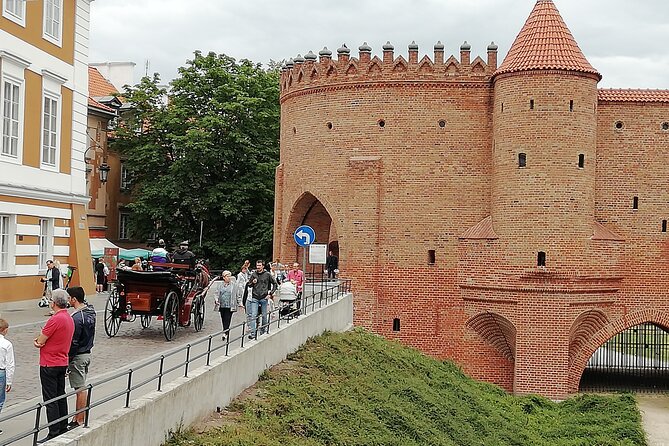 Half-Day Warsaw Layover Tour by Minivan With Airport Pickup - Cancellation and Refund Policy