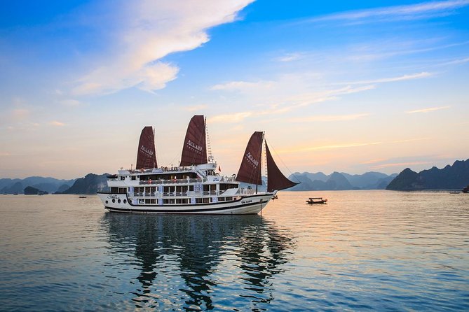 Halong Bay Tour 2 Days / 1 Night on Stellar Cruise {New 4 Star Cruise}. - Meal Inclusions