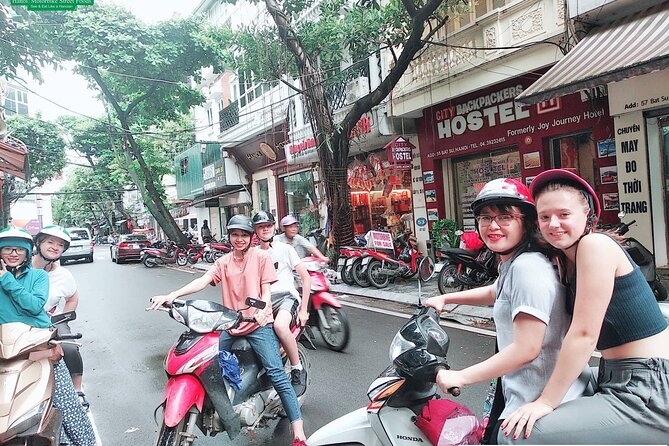 Hanoi Nightlife Food Tour By Motorbikes - Local Food Discoveries