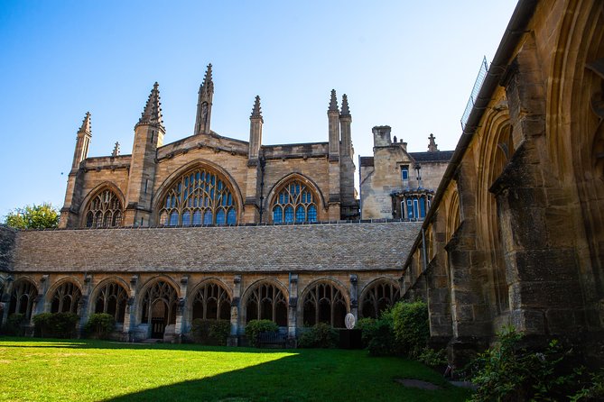 Harry Potter Walking Tour of Oxford Including New College - Meeting and Pickup