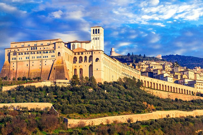 Heart of Umbria: Explore the Mystic Towns of Orvieto and Assisi - Cortona Experience